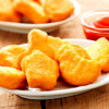 5 Kipnuggets met chilisaus