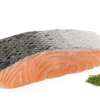 Zalmfilet op huid 