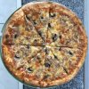 3. Pizza Mista