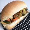 Pittig vegetarisch broodje tahoe tempeh blado