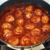 asam-manis balletjes per 100 gram
