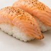 Nigiri Geflambeerde zalm